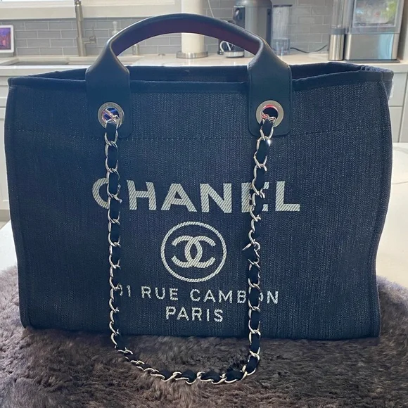 Chanel Deauville Tote Canvas Bag - Picture 3 of 13